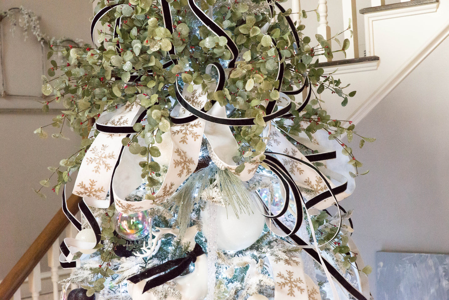 Berry and Eucalyptus Bundle, 35 Inches