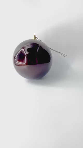 large Christmas ornaments, extra large ornaments, shatterproof ornaments, large shatterproof ornaments