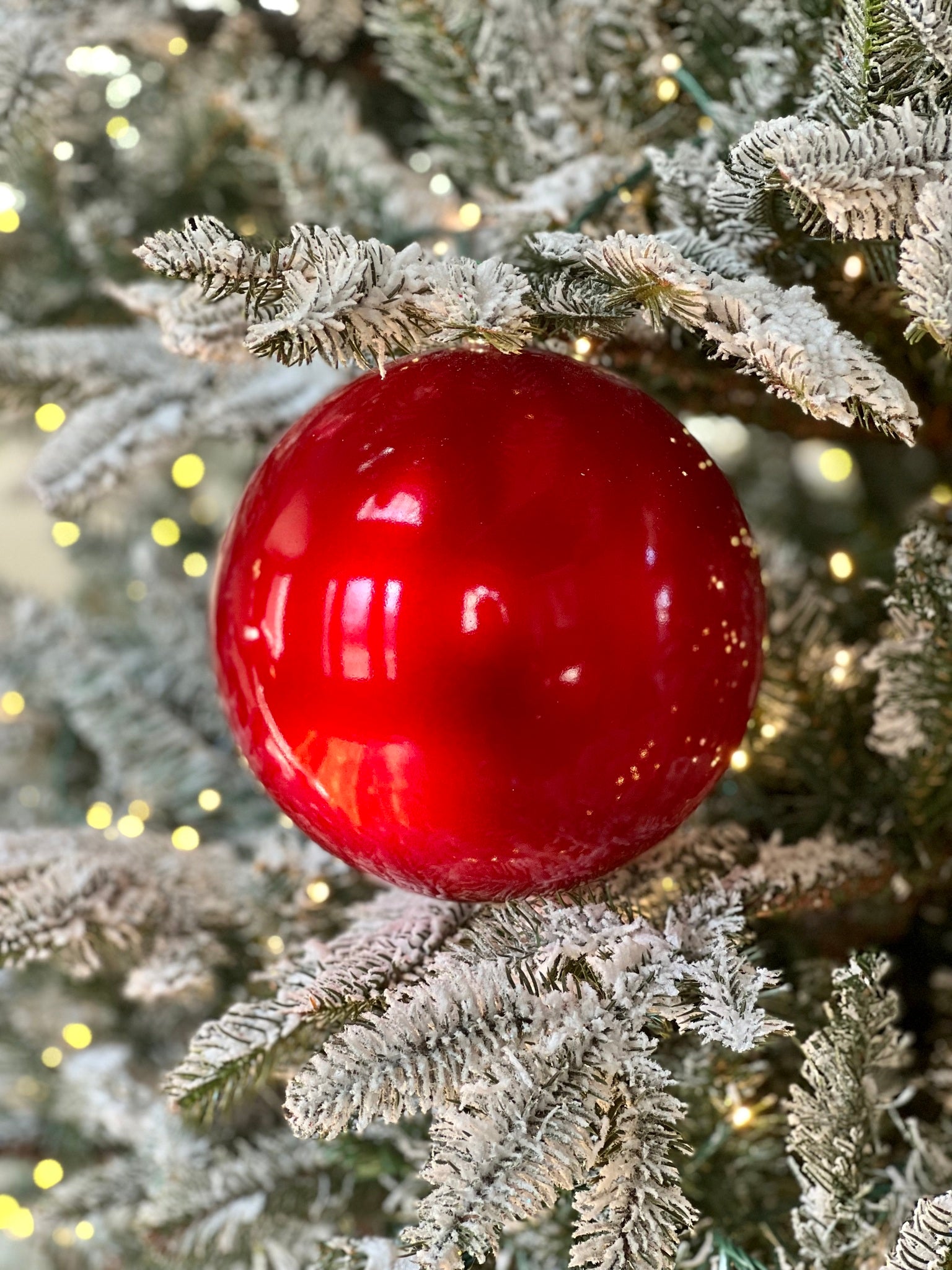 large Christmas ornaments, extra large ornaments, shatterproof ornaments, large shatterproof ornaments