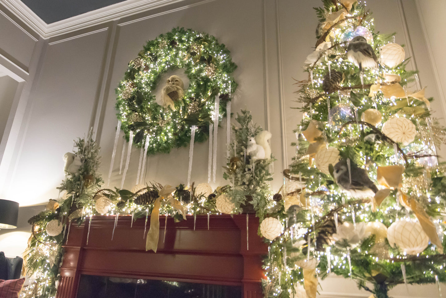 50' Connectable CLUSTER Light Garland w/ 1,500 Warm White LED Lights on Green Wire